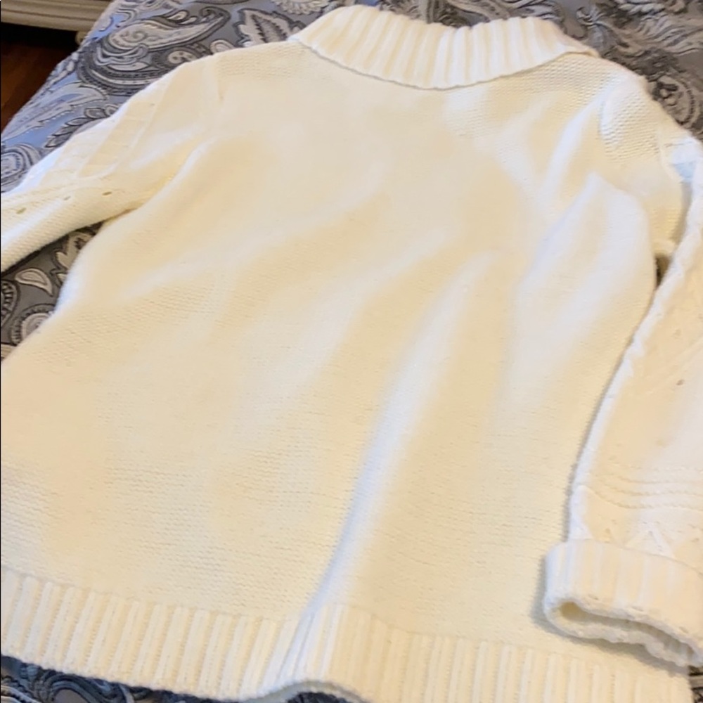 Sweater - Picture 4 of 4